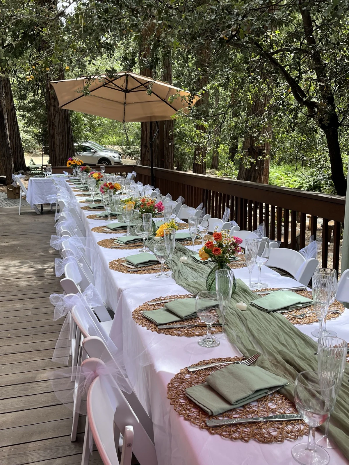 The banquet table